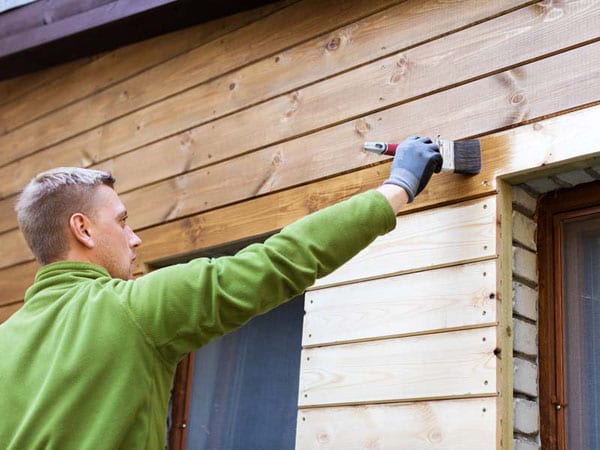 manutenção de casas de madeira